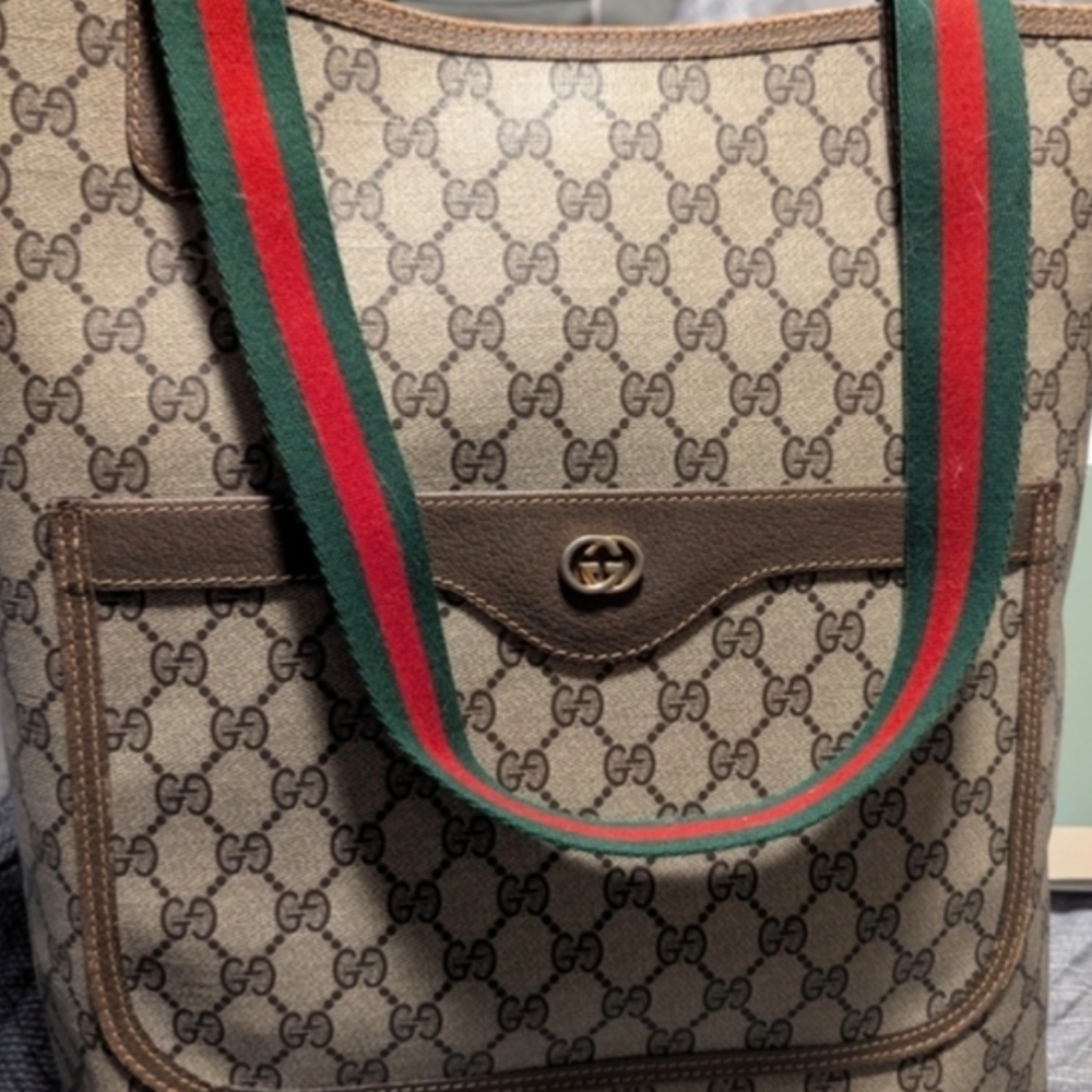 Gucci Supreme Tote Bag with Sherry Canvas Straps and COA - Picture 2 of 16